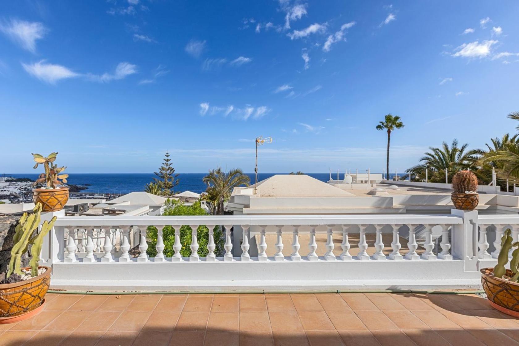 Apartments Gina Y Vista Oceano Puerto del Carmen  Exterior photo