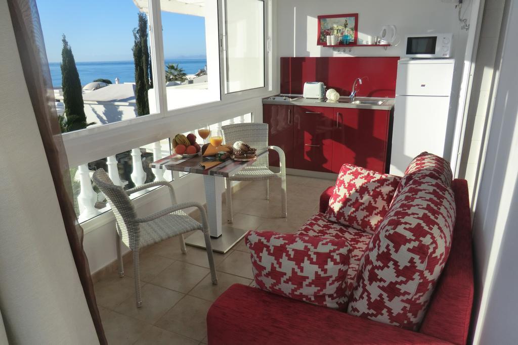 Apartments Gina Y Vista Oceano Puerto del Carmen  Exterior photo