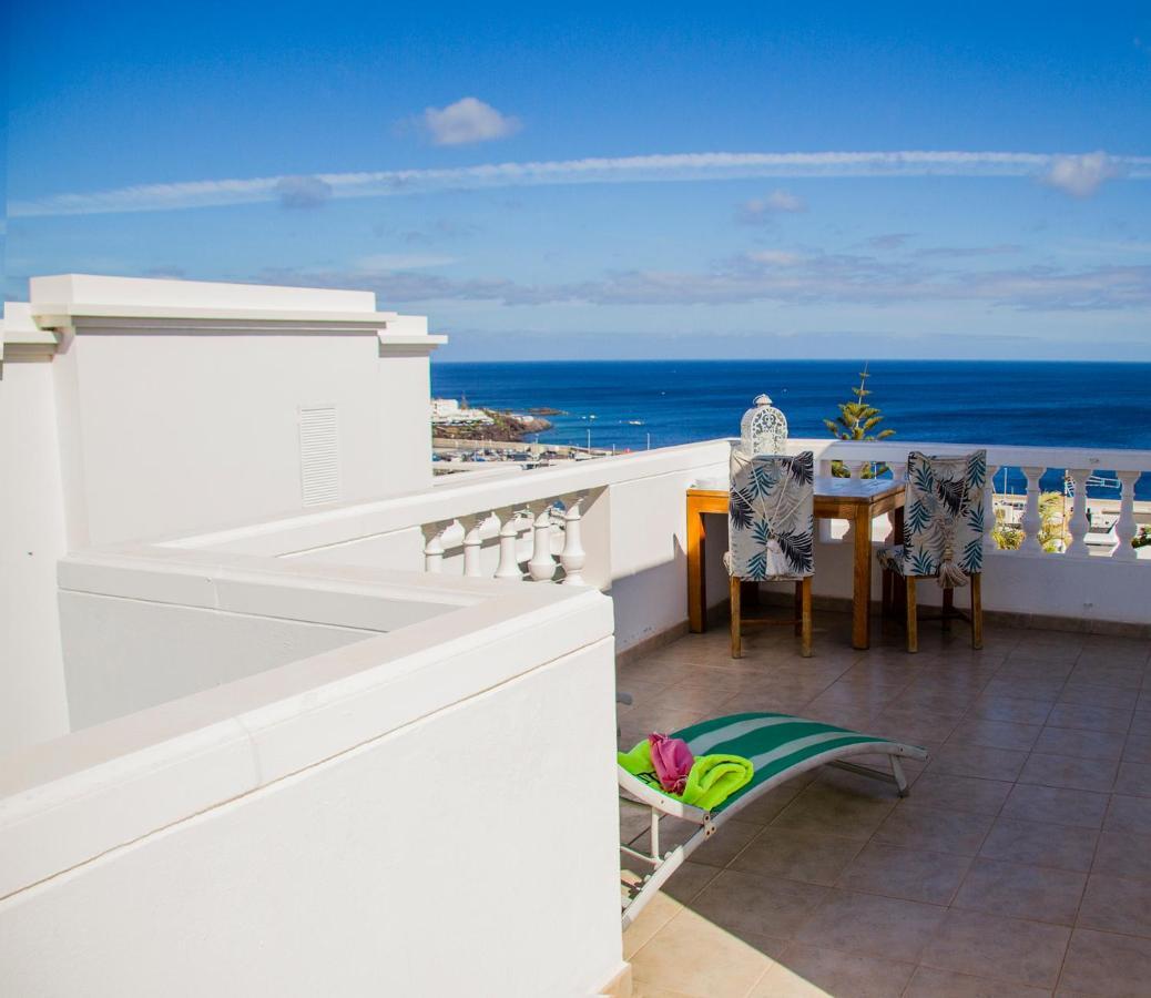 Apartments Gina Y Vista Oceano Puerto del Carmen  Exterior photo